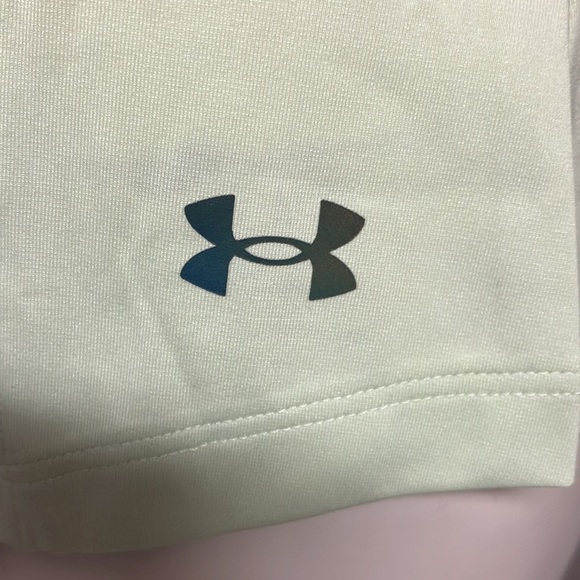 Under Armour Running/Athletic/Athleisure Top, M, NWT! - Picture 3 of 9